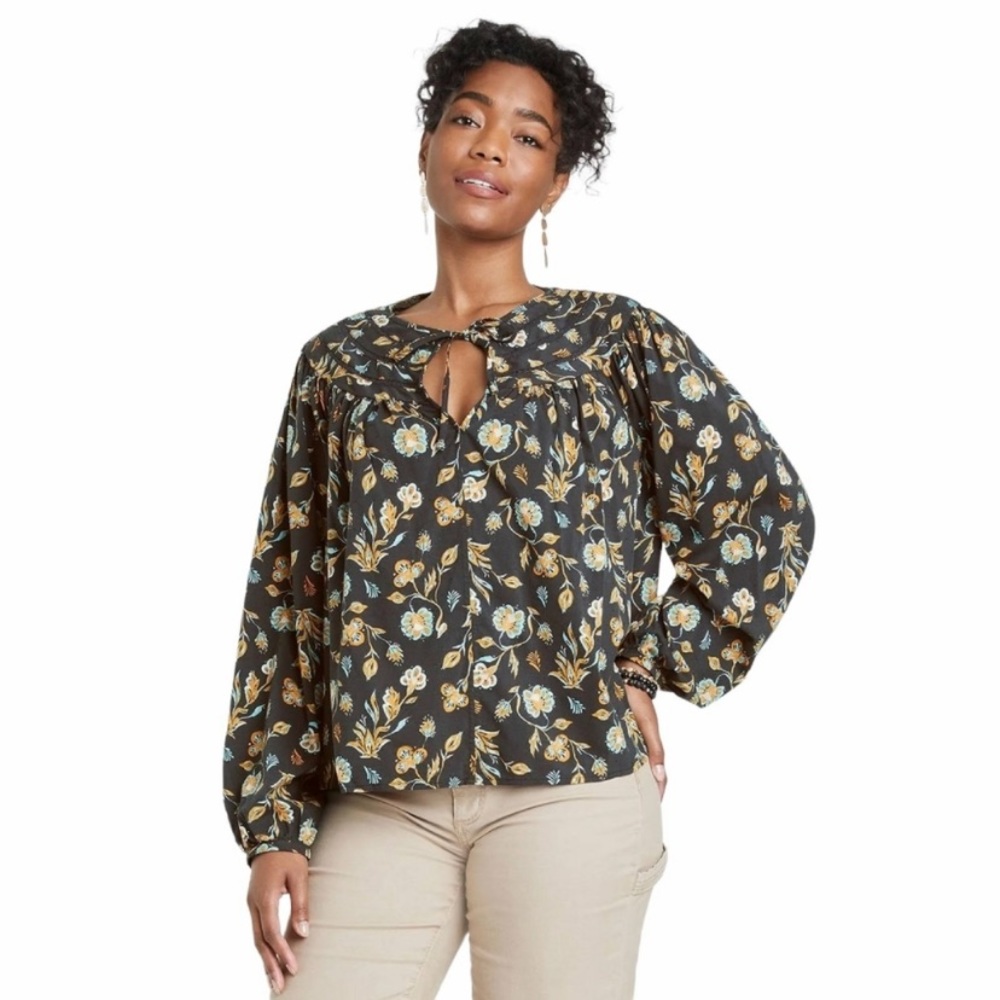 Universal Thread Floral Print Pleated Boho Long Sleeve Blouse with Keyhole Front